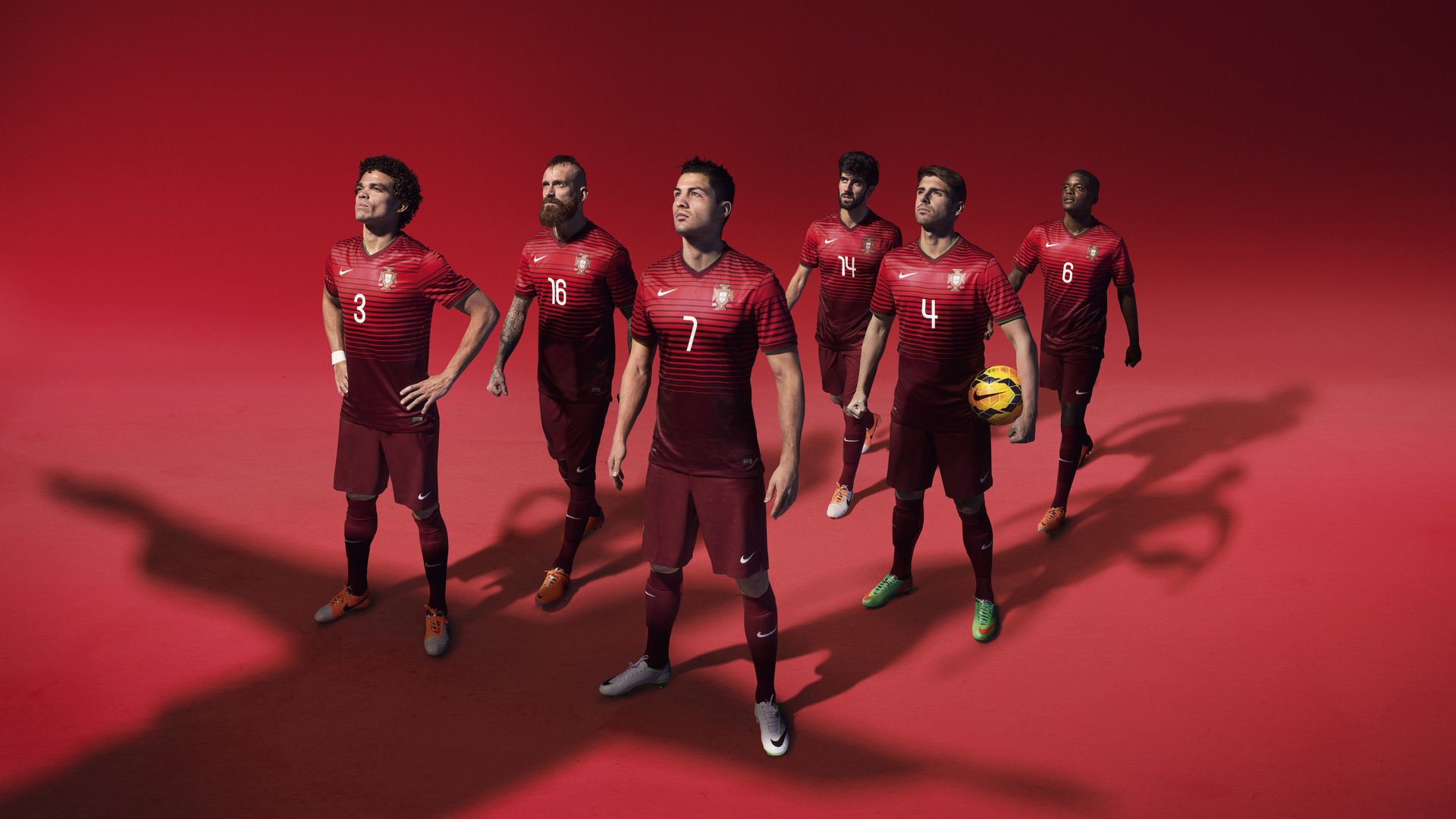 摩洛哥队在巴黎奥运会男足比赛中表现出色，赢得铜牌，摩洛哥著名足球运动员