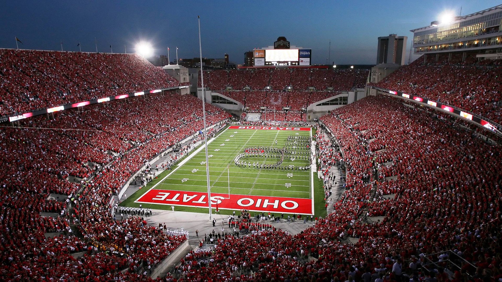 足球场馆智能化升级，打造“智慧绿茵”新体验，足球场智能化解决方案